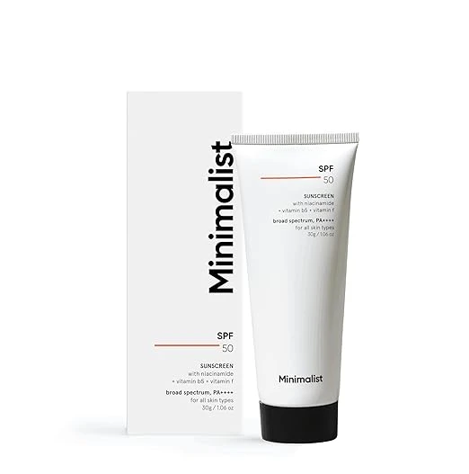 Minimalist Sunscreen SPF 50 PA+++ with Niacinamide & Multi-Vitamins | Clinically
